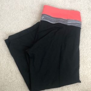 Reversible lululemon crops
